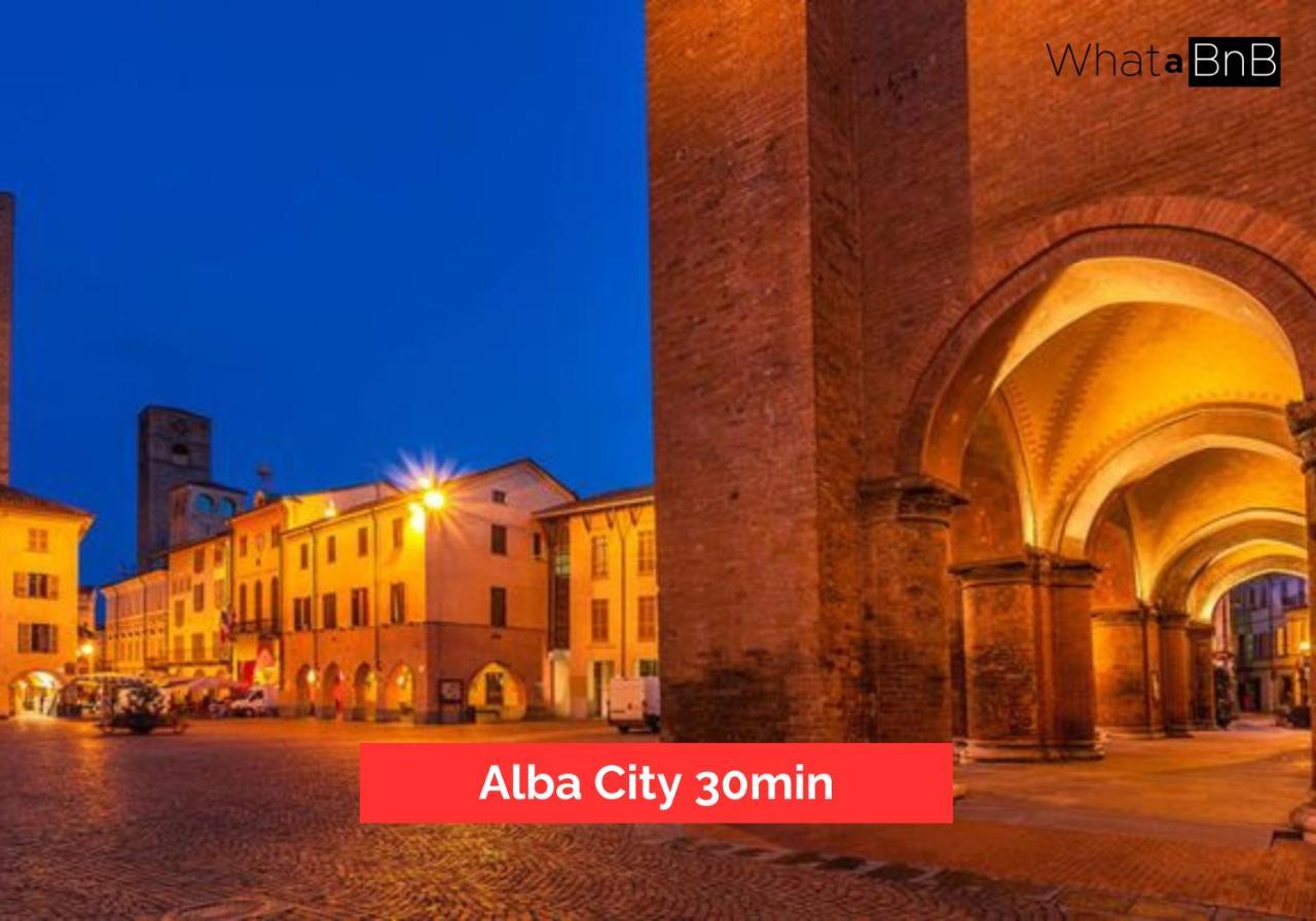 Bellissimo Appartamento Con Supermercato A 50M Asti Bagian luar foto